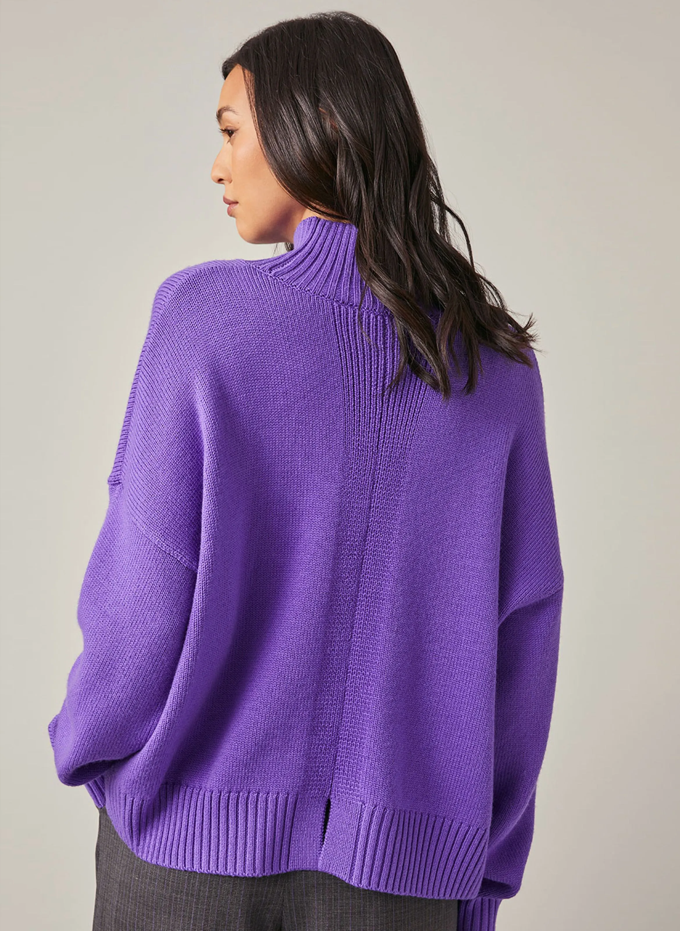 HARRIS WILSON ENOCE - Jersey oversize con cuello alto en violeta